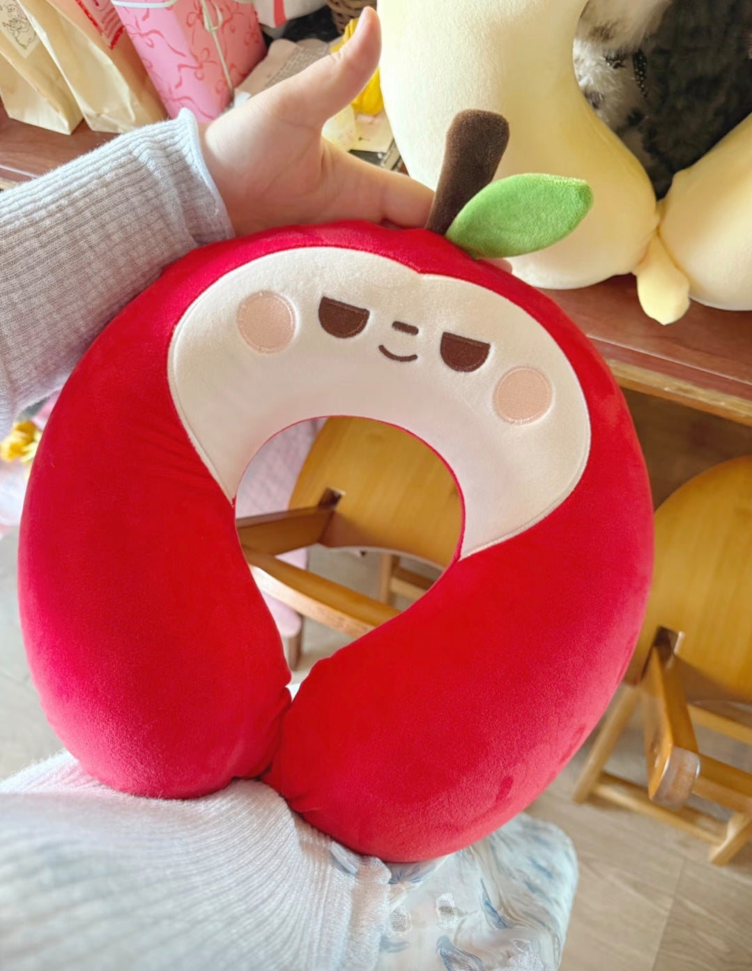 204  Cute Eye Mask & U-Shaped Neck Pillow