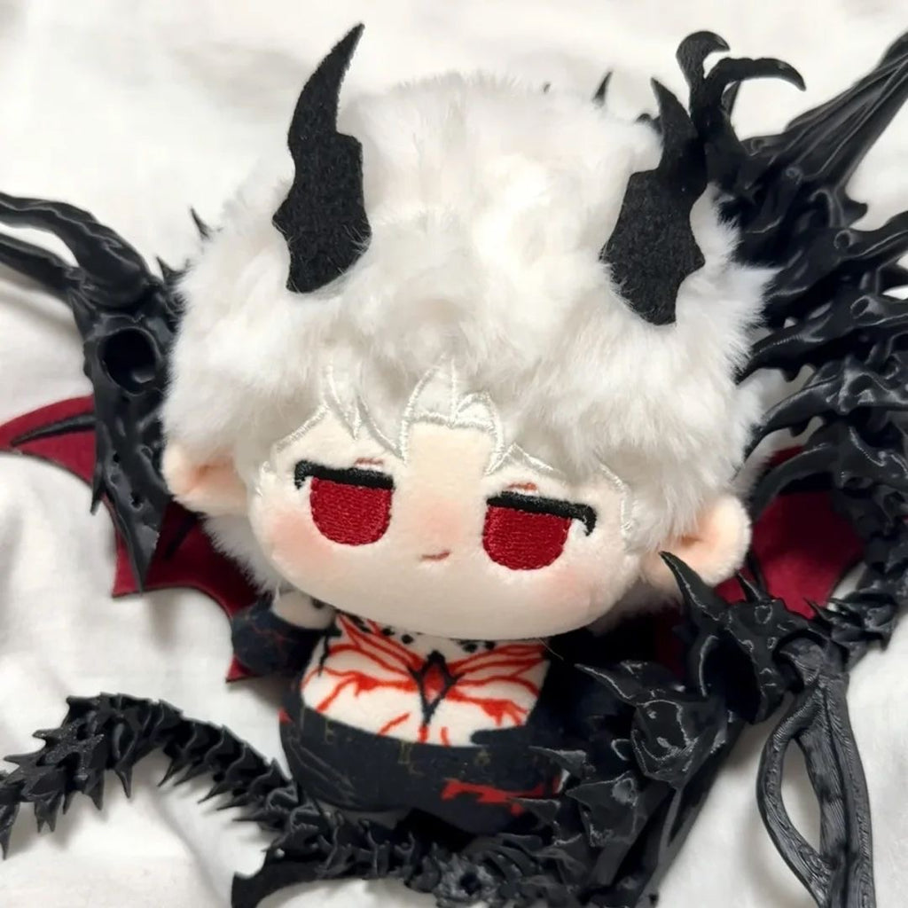 002 Qin Che Sylus Dragon Plushie