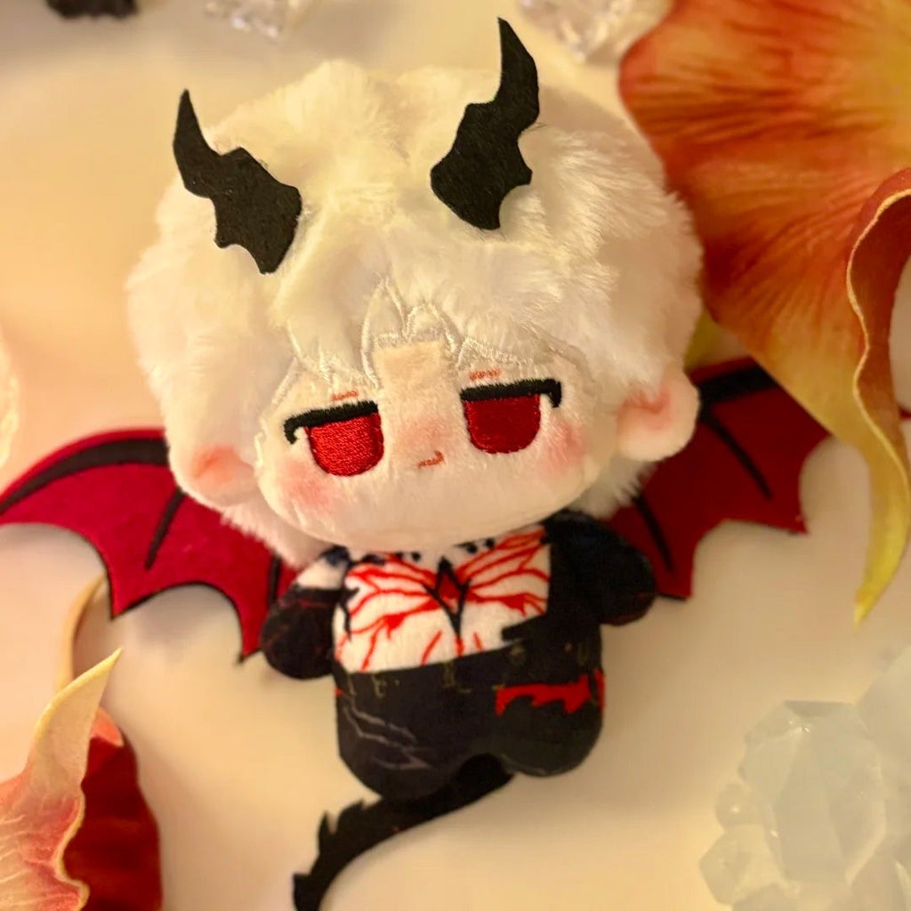 002 Qin Che Sylus Dragon Plushie