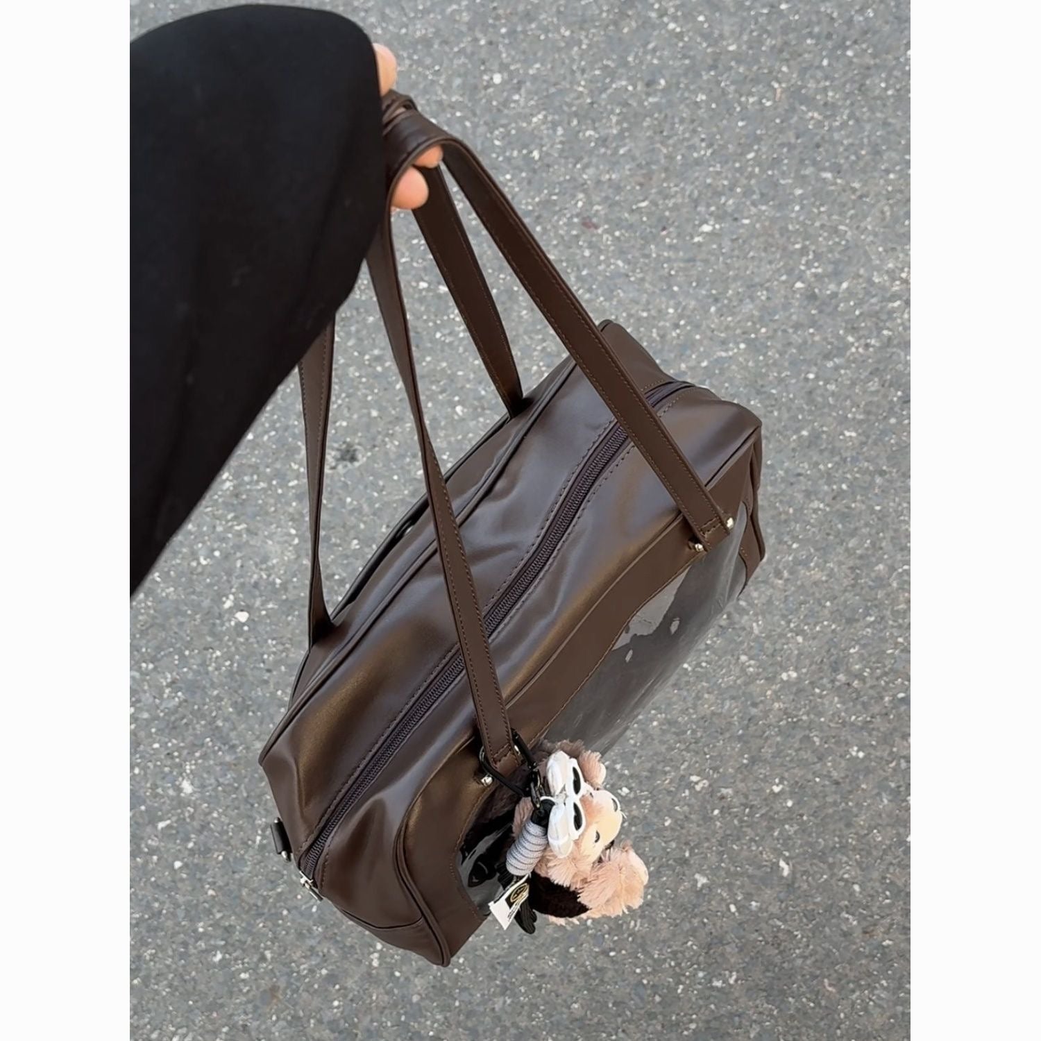 103 Crossbody Bag with Minimalist Design