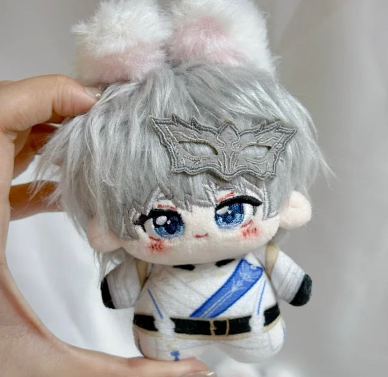 069 Luminere (Xavier) 4-inch Plush Doll