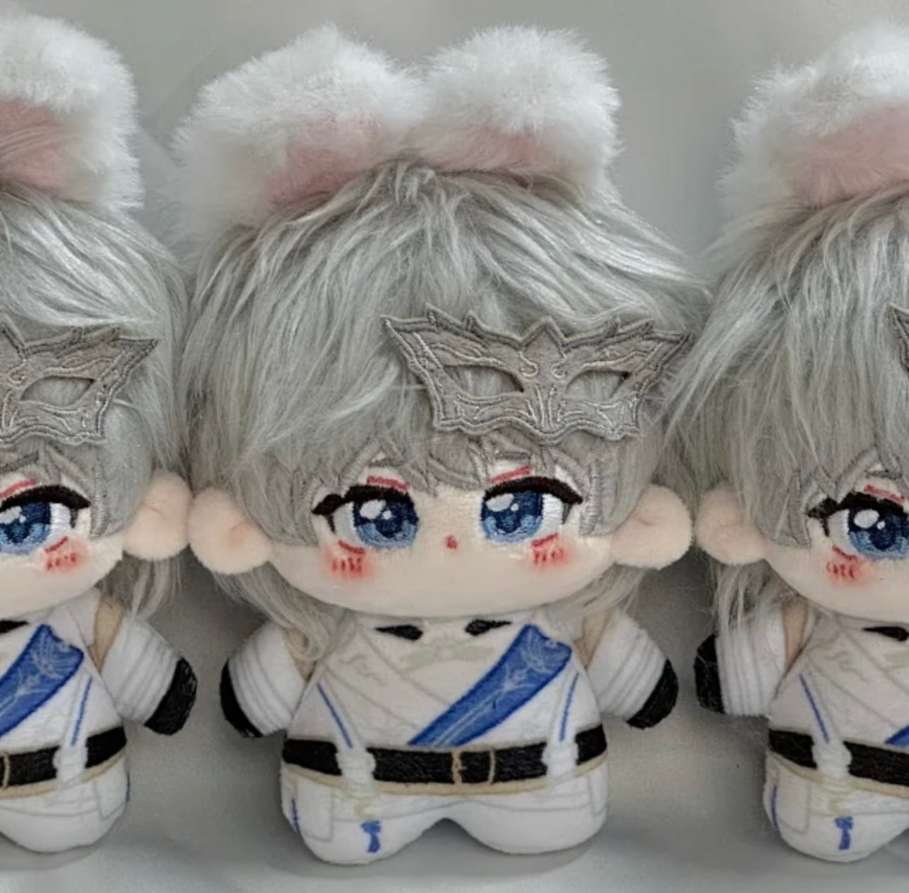 069 Luminere (Xavier) 4-inch Plush Doll