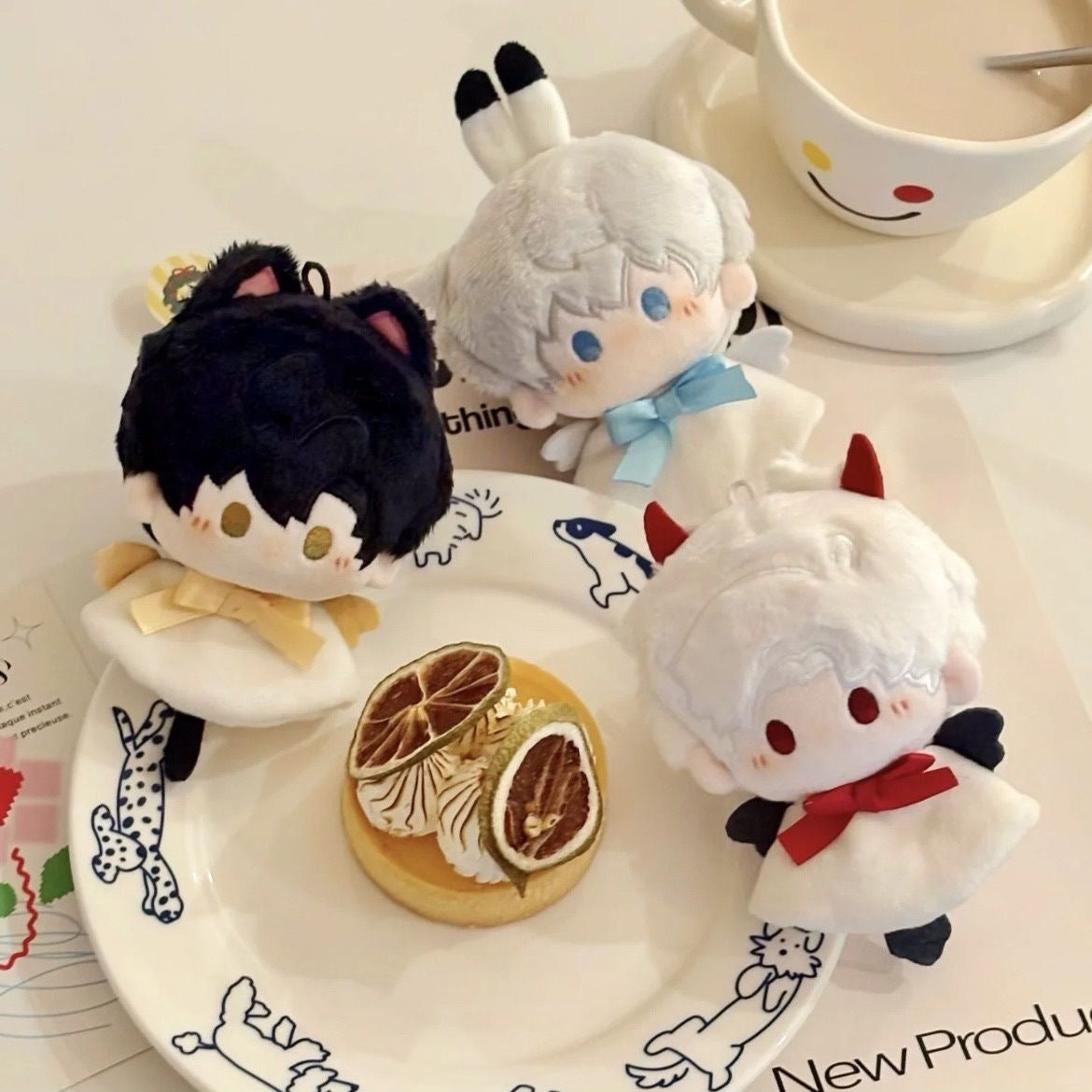066 LAD Sunny Doll Plush Hanging Charm