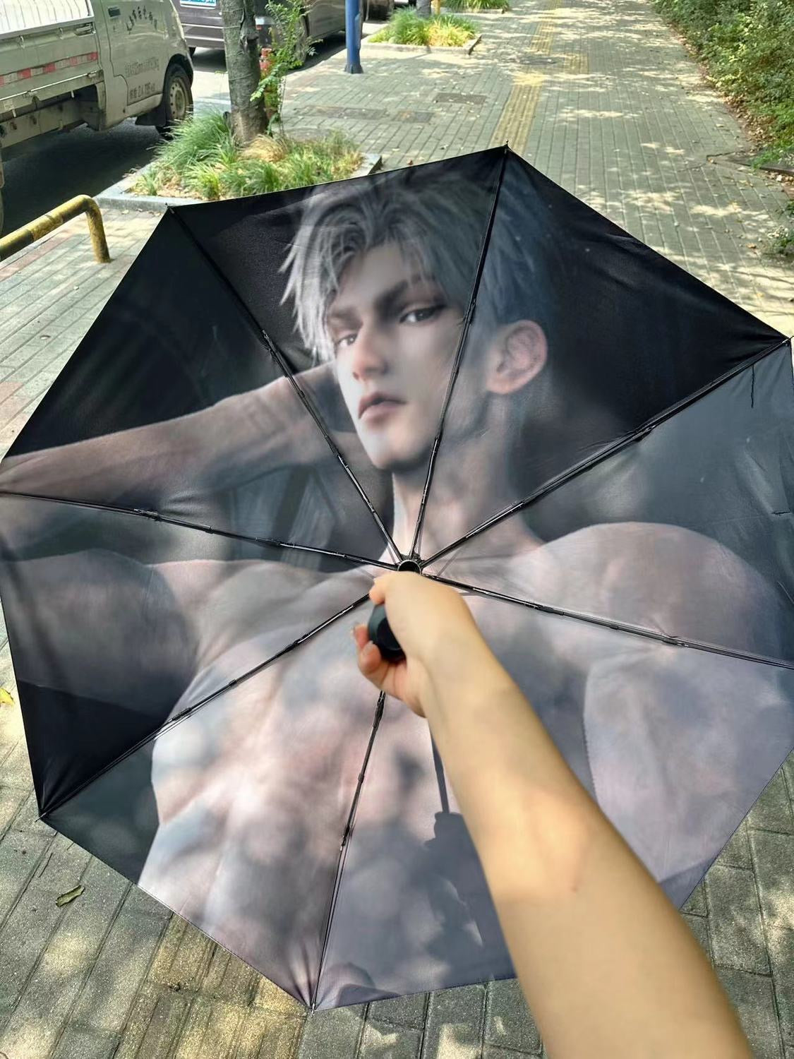 114 Umbrella Auto-Open Triple-Fold Design