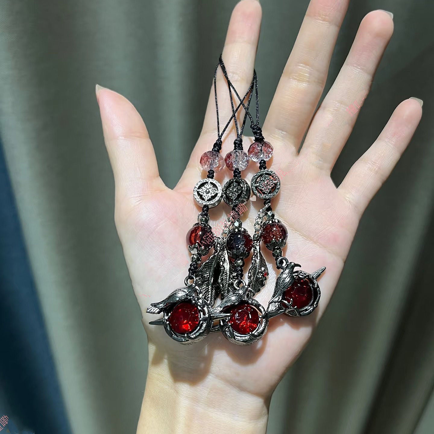 130 Sylus Blood Moon Crow Phone Charm Pendant