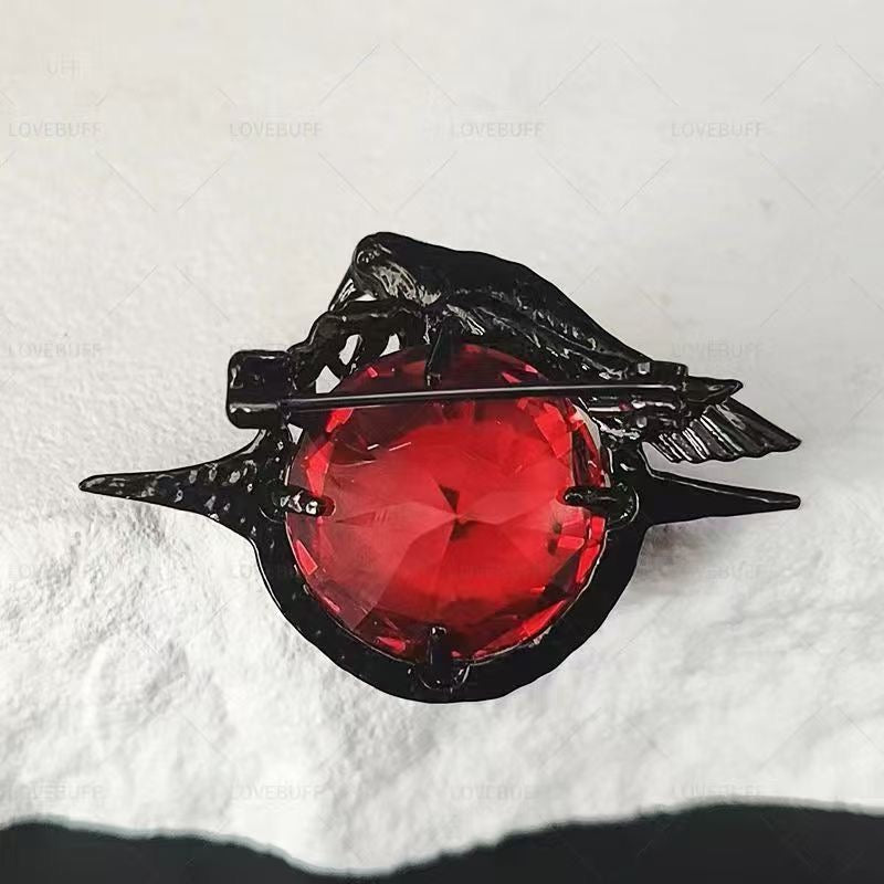160 Sylus Red Raven Brooch Pin